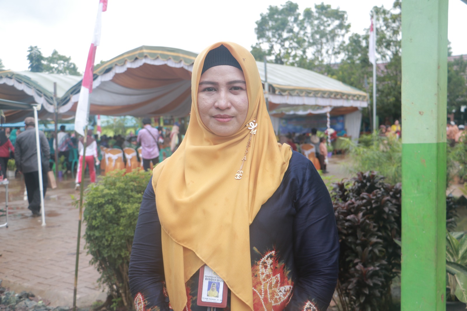 BAKAL MERIAH: Plt Kepala Disdikbud Tanah Laut (Tala) Myrza Fazrina menjelaskan rencana lomba tumpeng dengan hadiah jutaan Rupiah.