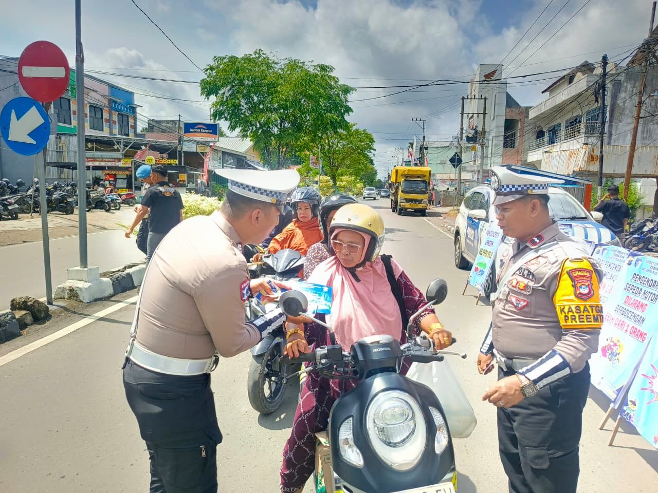 ZEBRA INTAN: Polres HST tekan anggka pelanggaran lalu lintas dengan menggelar operasi zebra intan. (Foto: Polres HST untuk Radar Banjarmasin).