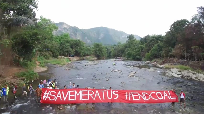SERUAN: Sejumlah aktivis lingkungan Walhi Kalsel menyerukan pentingnya pembenahan tata kelola lingkungan sebagai respons atas bencana ekologis di Kalimantan Selatan.