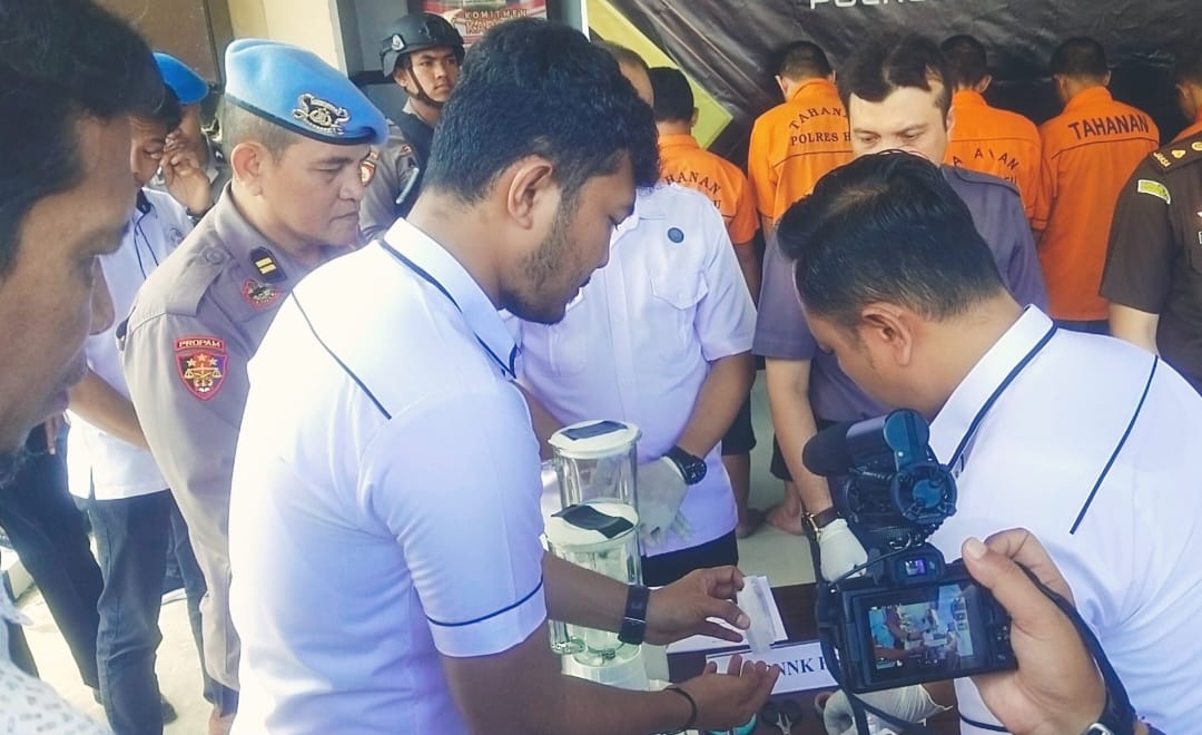 PENGUNGKAPAN: Satuan Reserse Narkoba Polres HSU dan polsek jajaran berhasil mengungkap 70 perkara dan mengamankan 86 tersangka dalam kasus kepemilikan tersangka.