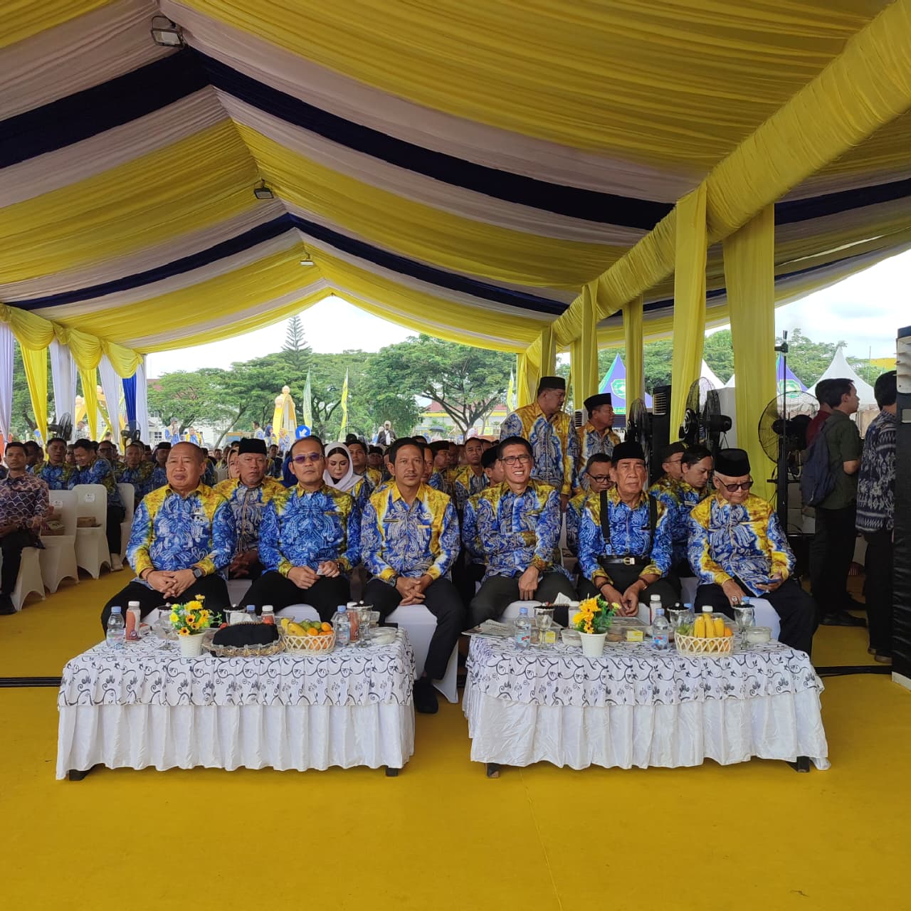 HADIR:Direksi Bank Kalsel menghadiri di puncak perayaan Hari Jadi Kabupaten Tapin ke-60, Minggu (30/11/2025).