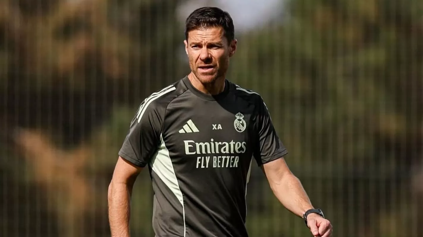 MENDESAK: Pelatih Real Madrid, Xabi Alonso mendesak para pemainnya mempertahankan standar tinggi.