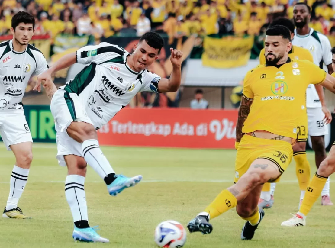 IMBANG: Laga Barito Putera vs PSS Sleman di putaran pertama Liga 2 yang berlangsung pada 8 November 2025 lalu.