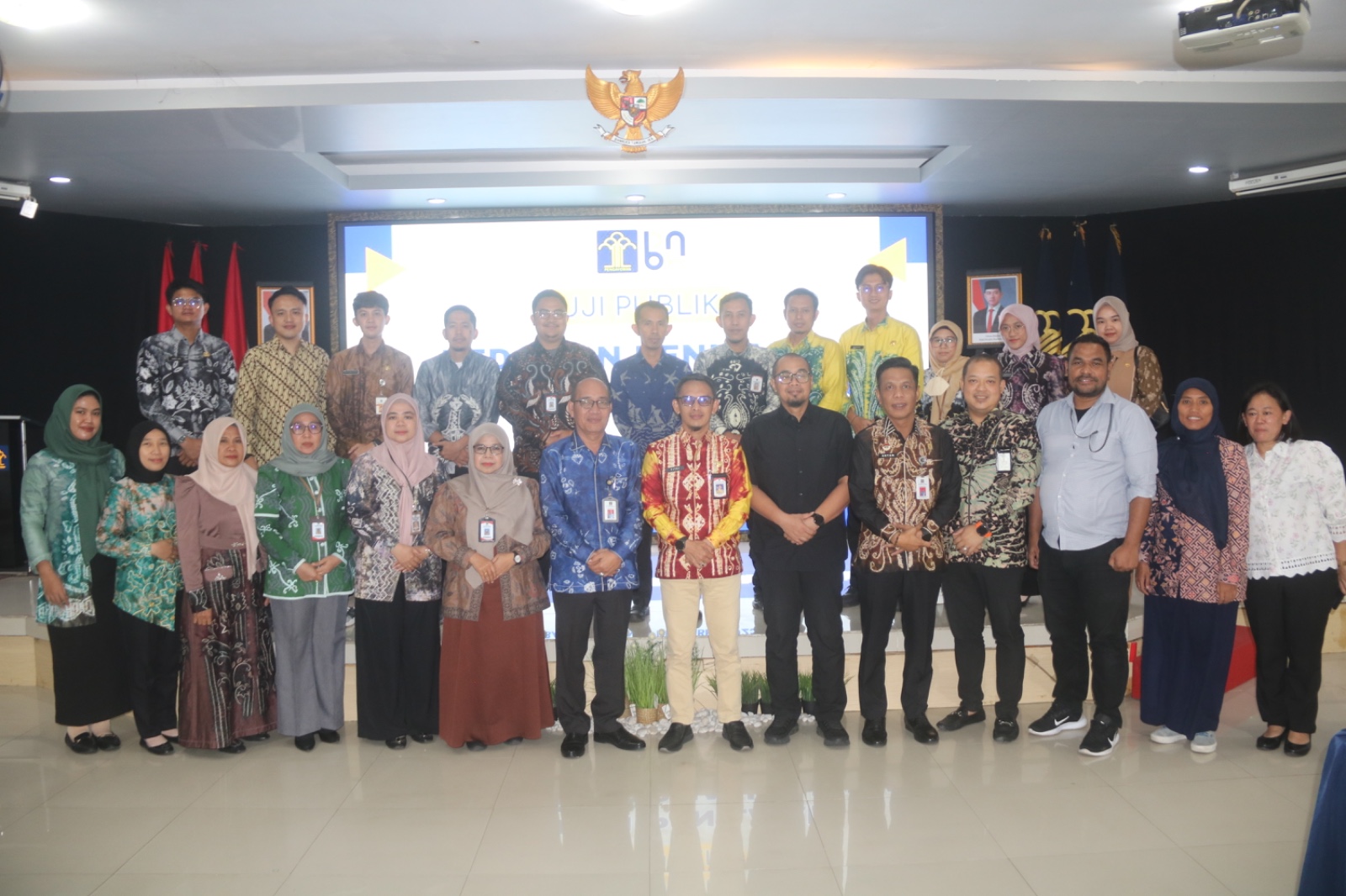 JADI PEDOMAN:Kanwil Kemenkum Kalsel menggelar Uji Publik Pedoman IRH 2026 di Balai Pertemuan Garuda Kanwil Kemenkum Kalsel, Kamis (4/12/2025).