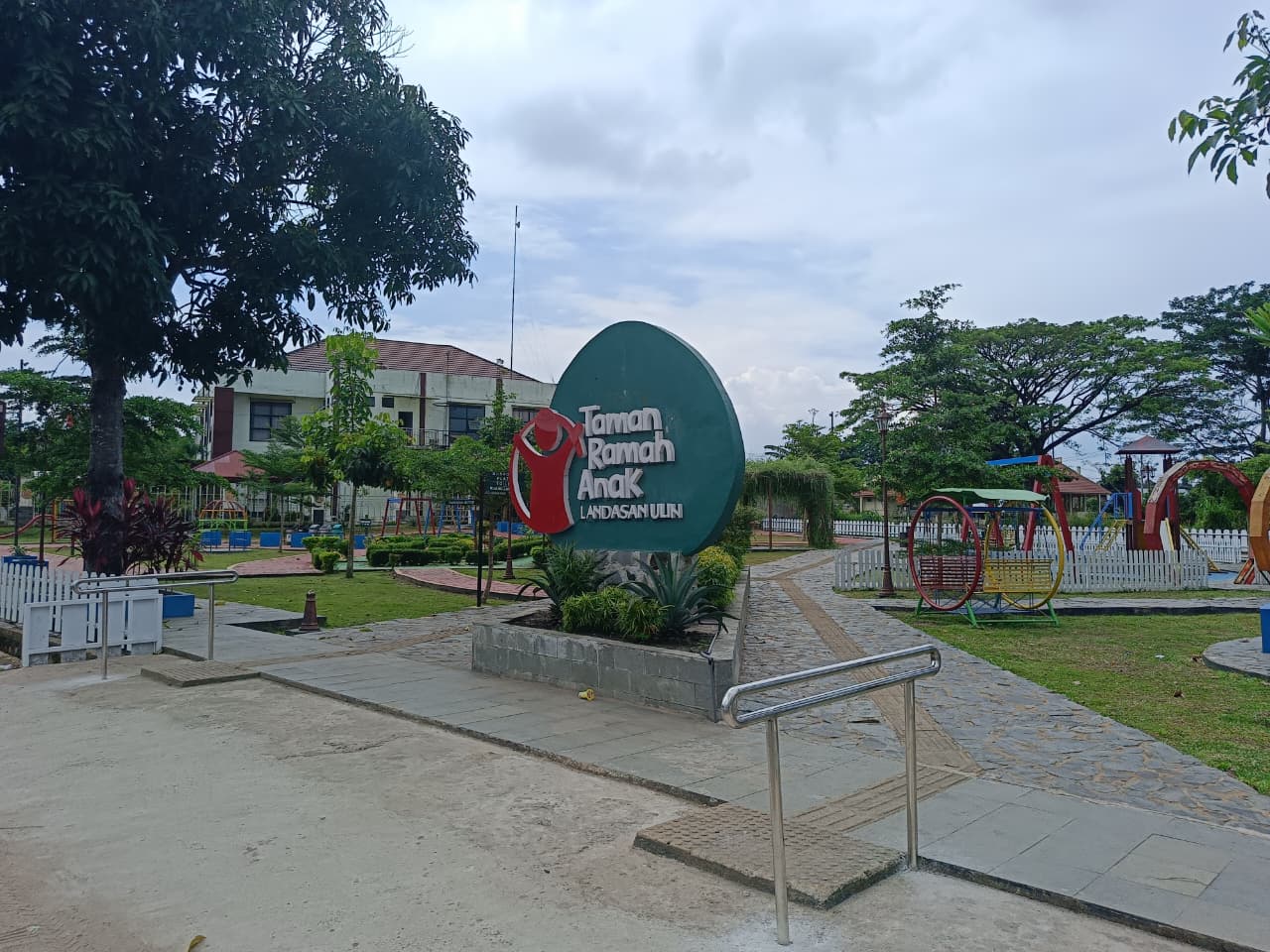 STANDAR NASIONAL: Taman Ramah Anak Landasan Ulin masuk rekomendasi standar nasional RBRA.