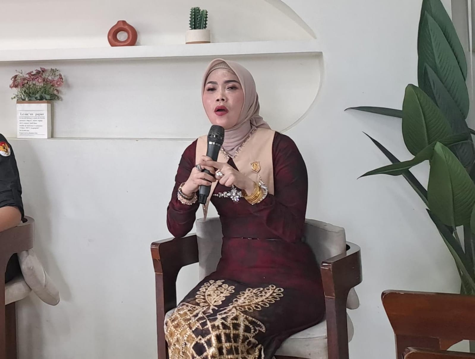 Ketua Komisi III DPRD Kabupaten HSS, Yuniati.
