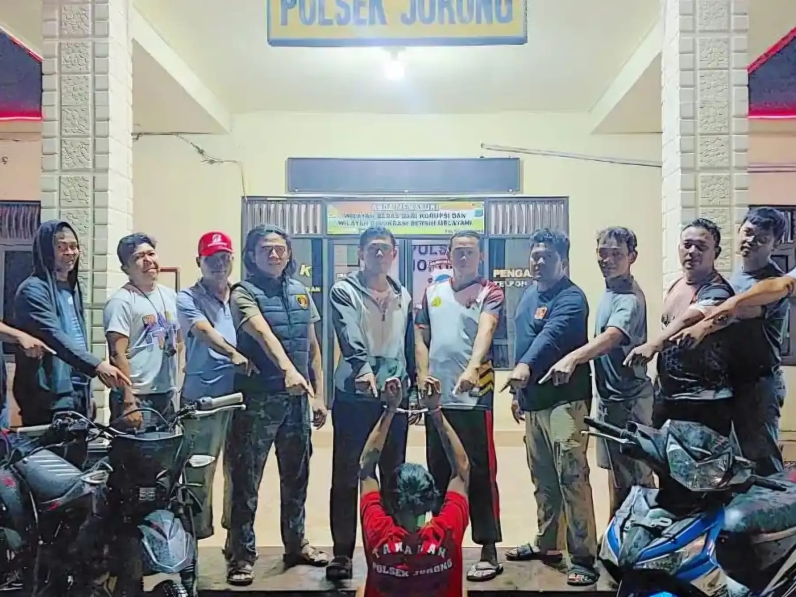 DIAMANKAN: SY diamankan jajaran Polsek Jorong karena diduga menjadi pelaku pencurian sepeda motor di Rumah Dinas Camat Jorong.