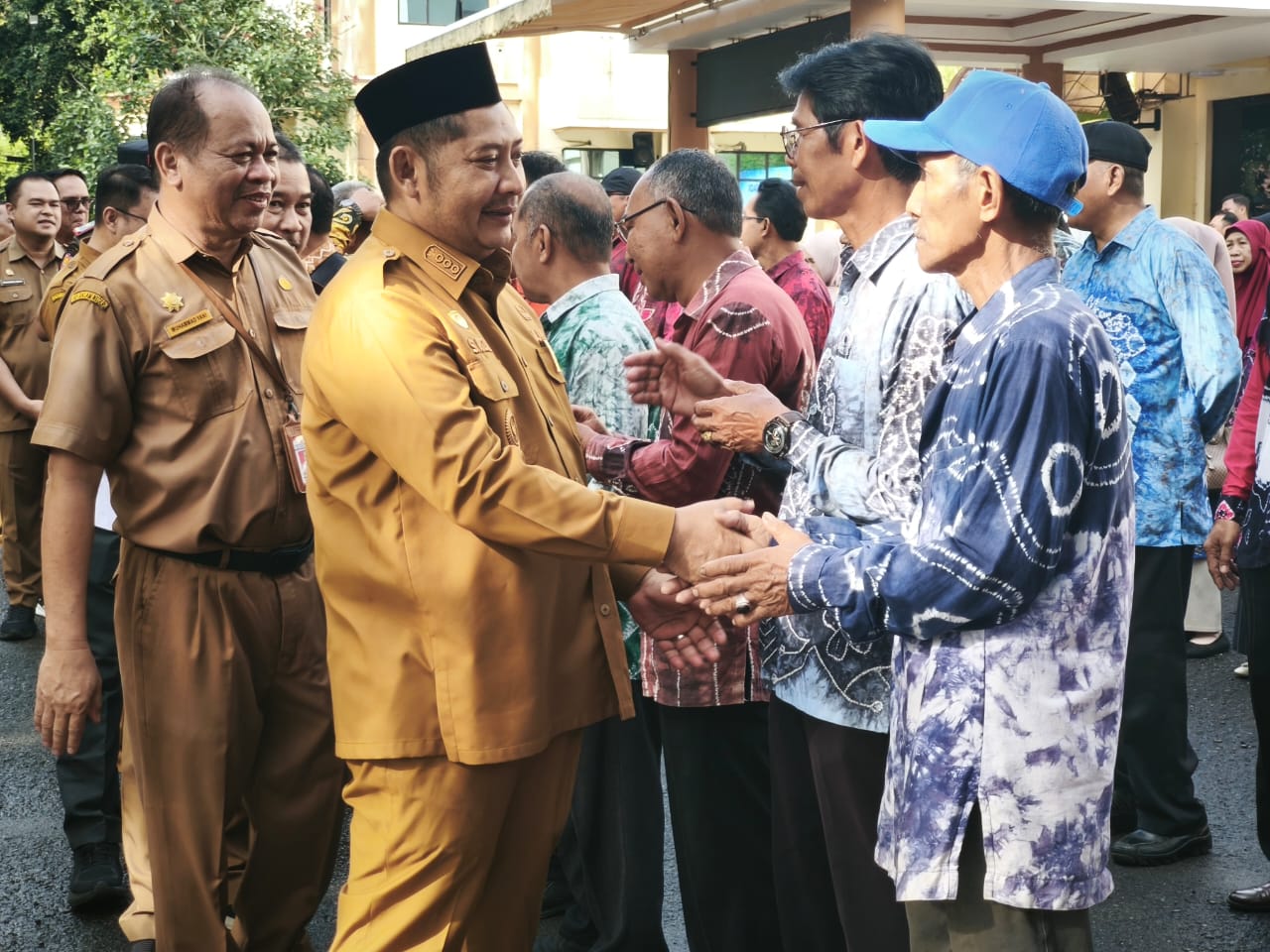 APRESIASI:Bupati Kabupaten HST, Samsul Rizal mengapresiasi para ASN yang purna tugas, Senin (15/12/2025).