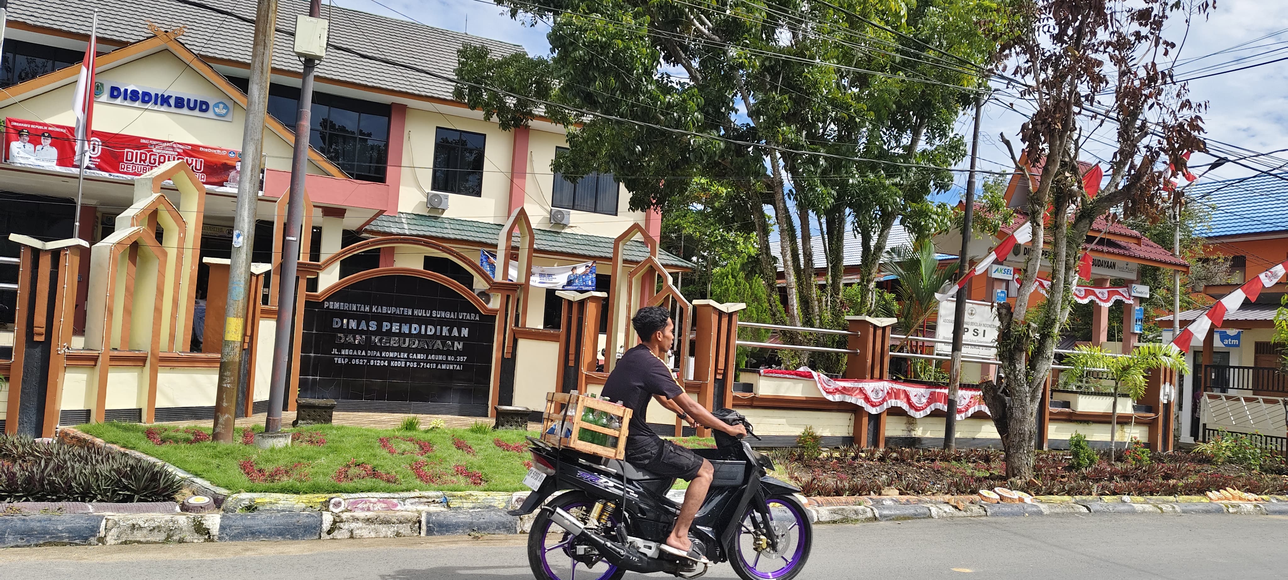 DISDIK: Aktivitas perkantoran di Dinas Pendidikan dan Kebudayaan Kabupaten HSU.