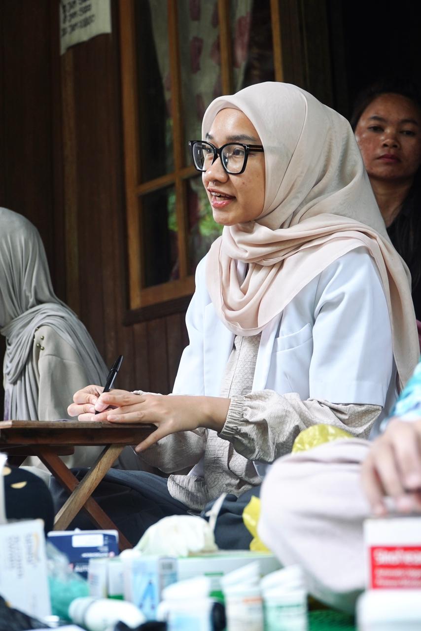 Rika Amelia