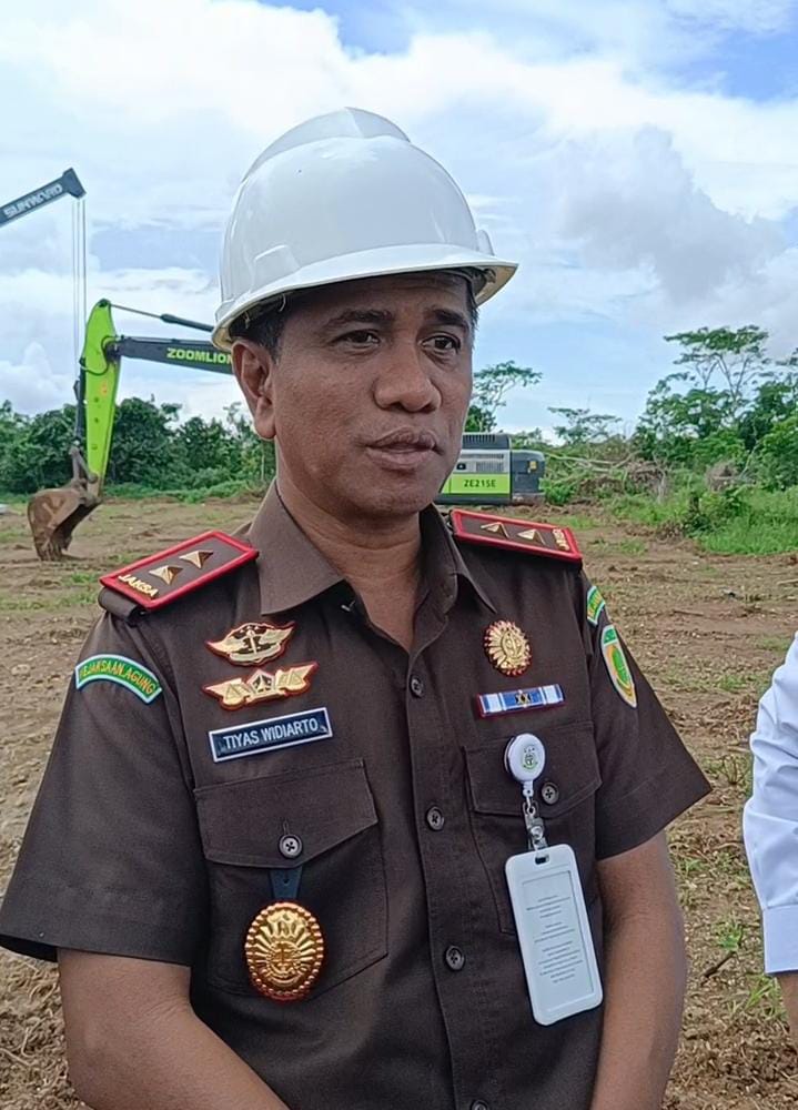 Tiyas Widiarto (Kajati Kalsel)