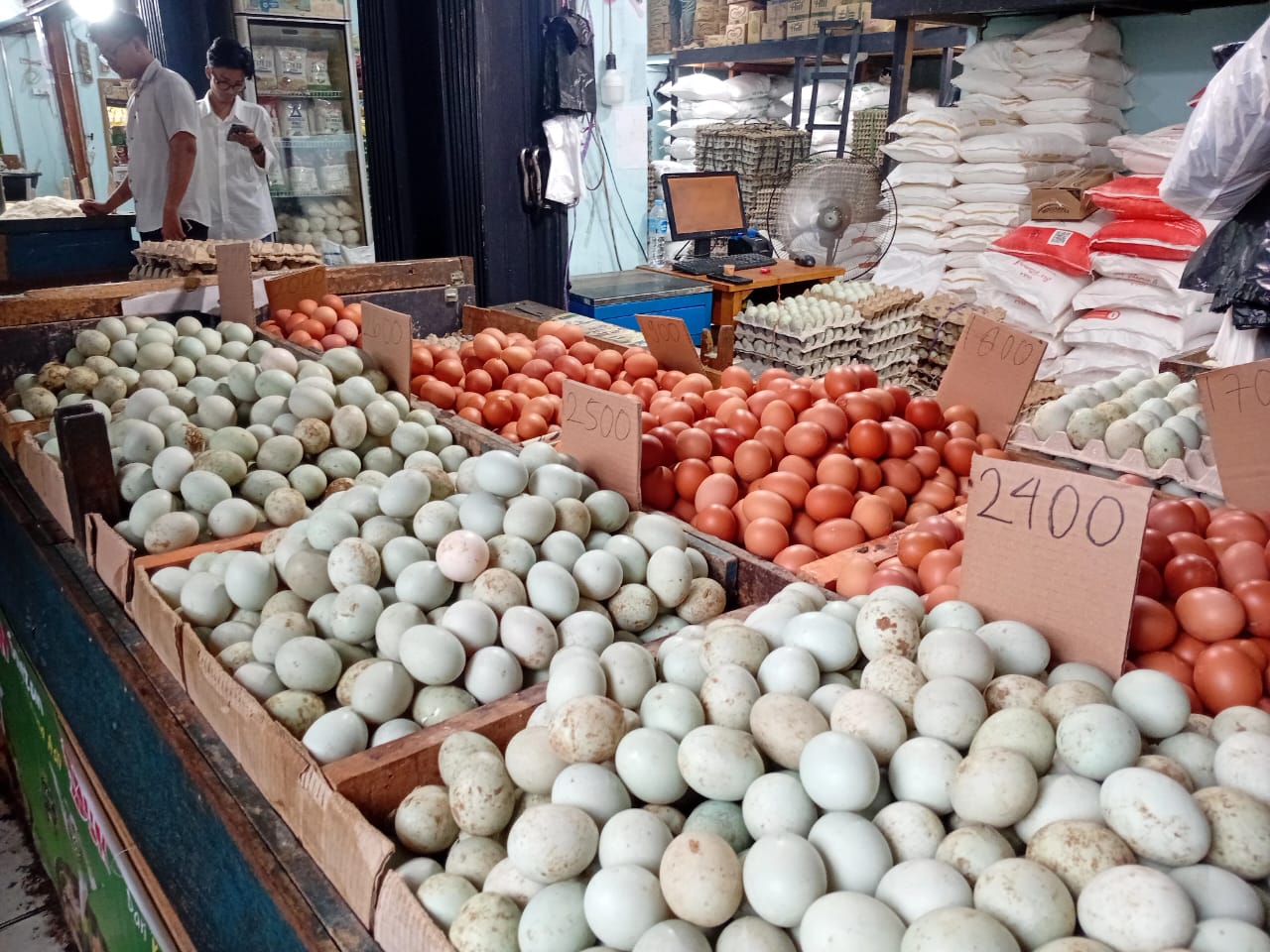 STOK MINIM:Pasokan telur di Banjarmasin makin terbatas karena permintaan yang tinggi untuk program MBG dan momen 5 Rajab Sekumpul.