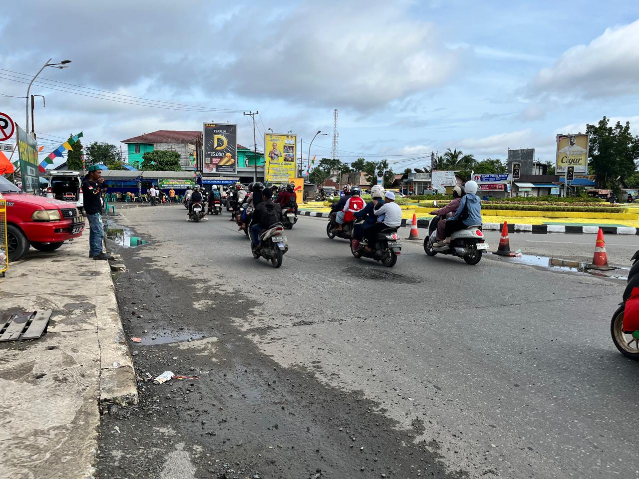 MENINGKAT: Terpantau dari Posko Induk Bundaran Bungur arus balik mulai ada peningkatan.
