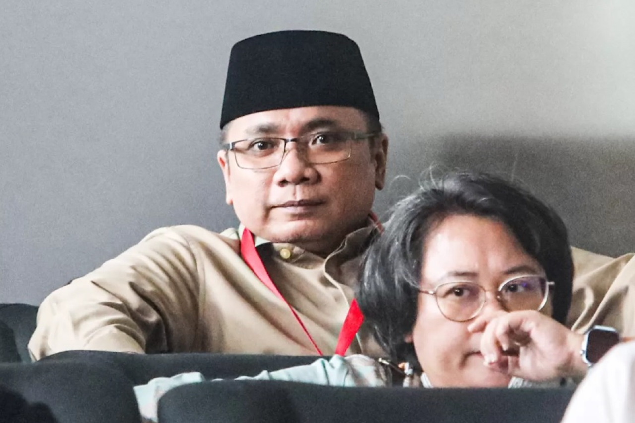 EKS MENAG: Mantan Menteri Agama Yaqut Cholil Qoumas bersiap menjalani pemeriksaan di Gedung Merah Putih KPK, Jakarta, Selasa (16/12).