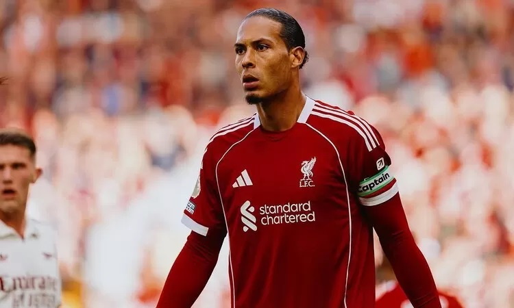 DESAK: Virgil van Dijk desak Liverpool segera perbaiki pertahanan bola mati usai kerap kebobolan.