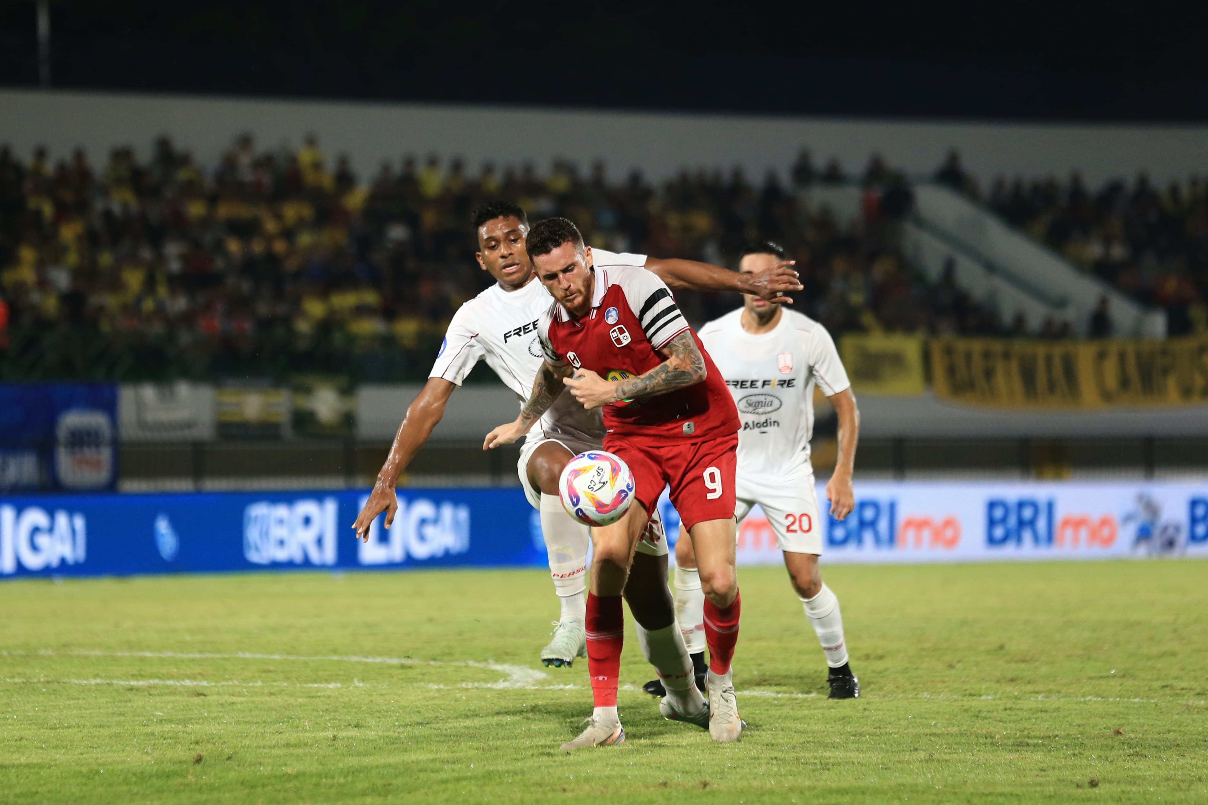 HENGKANG: Jaime Moreno saat memperkuat PS Barito Putera pada laga kompetisi Pegadaian Championship sebelum resmi hengkang ke Carabobo FC.