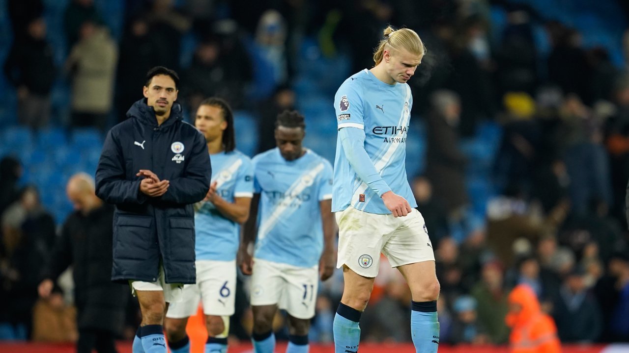 KECEWA: Reaksi kecewa Erling Haaland dalam laga Liga Inggris antara Man City vs Chelsea, Senin (5/1) dini hari WIB.