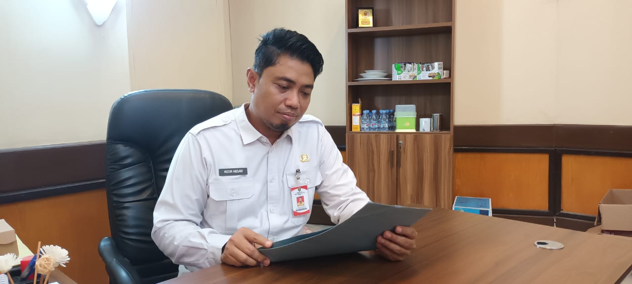 Kepala BPKAD Tabalong, Husin Ansari  (Foto : Ibnu Dwi Wahyudi/Radar Banjarmasin)
