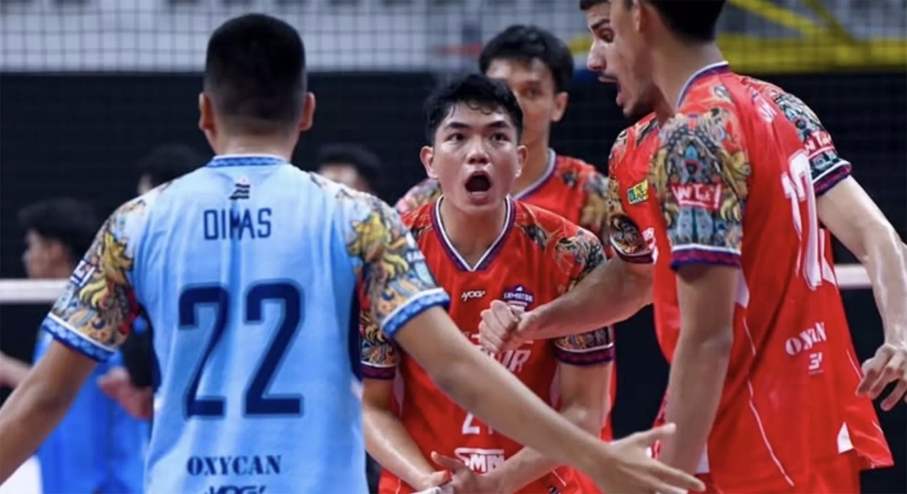 PROLIGA: Surabaya Samator berhasil meraih peringkat ketiga Proliga 2025 setelah mengalahkan Palembang Bank SumselBabel dengan skor 3-1.