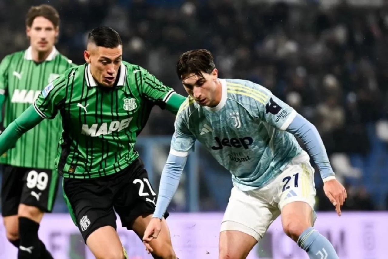 GAGAL: Jay Idzes gagal bobol pertahanan Juventus di kandang Sassuolo.