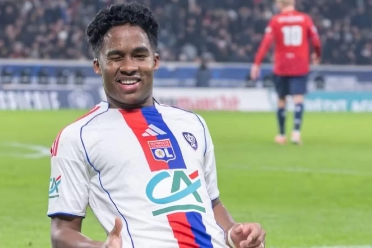 GEMILANG: Endrick mencetak gol debutnya bersama Lyon saat menghadapi LOSC, Senin (12/1).