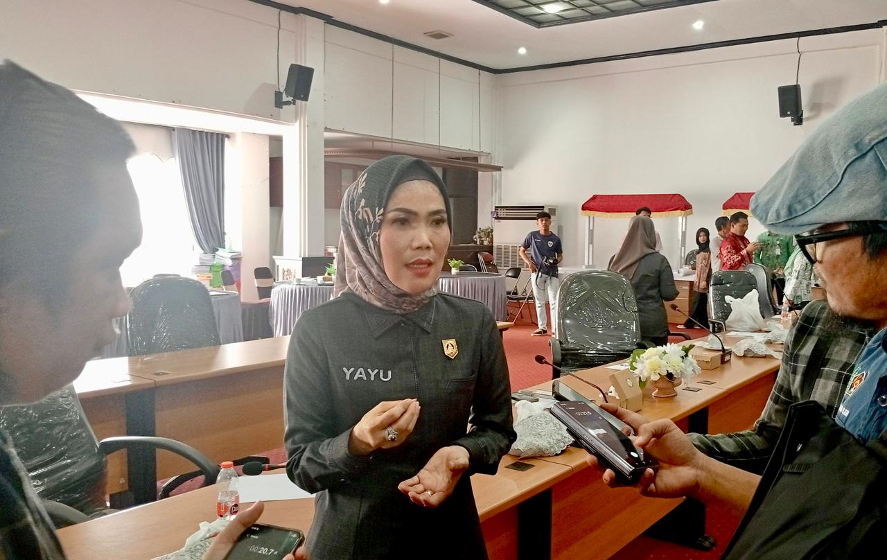 Yuniati Ketua Komisi III DPRD Kabupaten HSS.