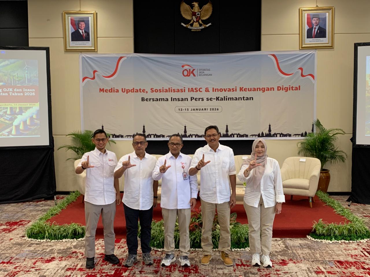 EDUKASI:Peran media diharapkan membantu dalam menekan angka kerugian masyarakat terhadap kejahatan digital.
