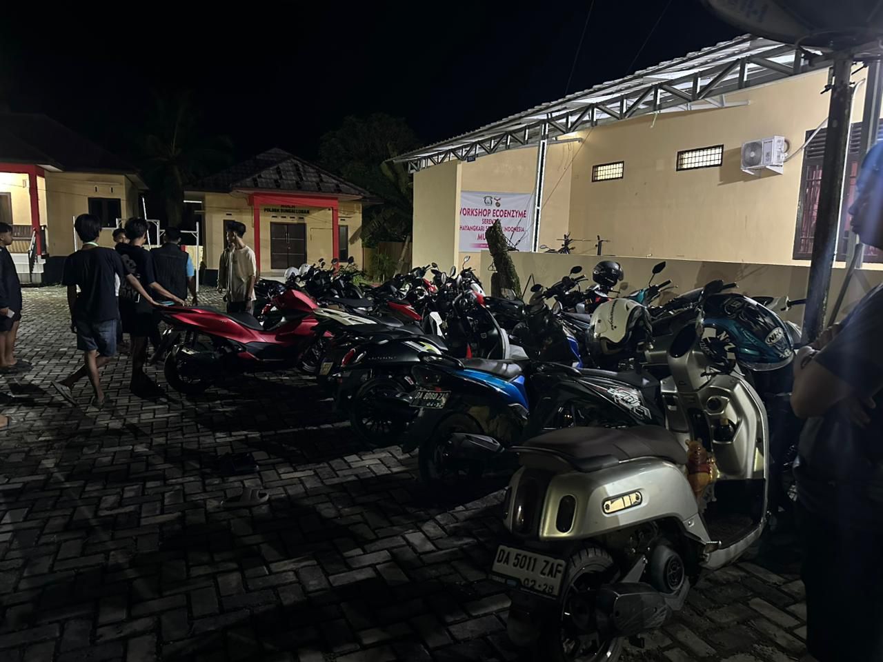 DIAMANKAN: Polsek Sungai Loban tertibkan balapan liar. Sebanyak 30 motor diamankan.