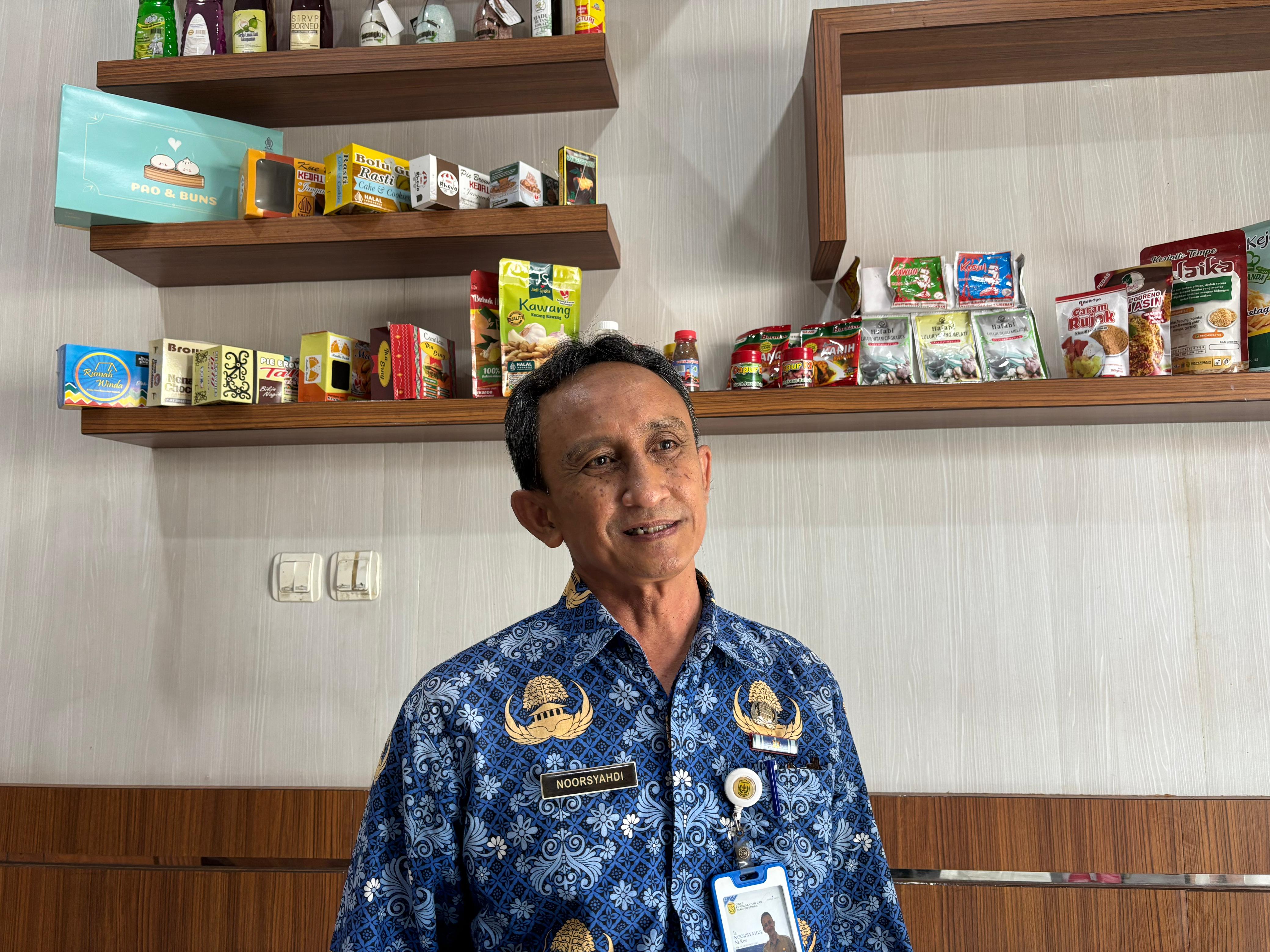 MENJELASKAN: Sekretaris Disperdagin Banjarmasin, Nor Syahdi.