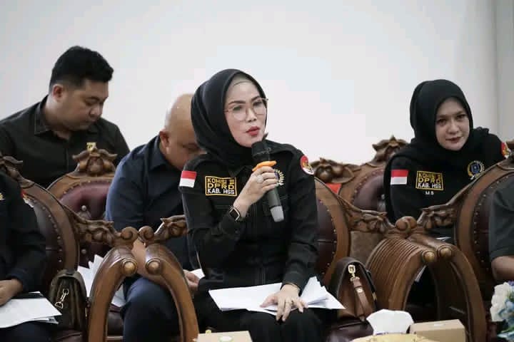 MUSRENBANG:Salah Anggota DPRD Dapil 2 menyampaikan aspirasi.