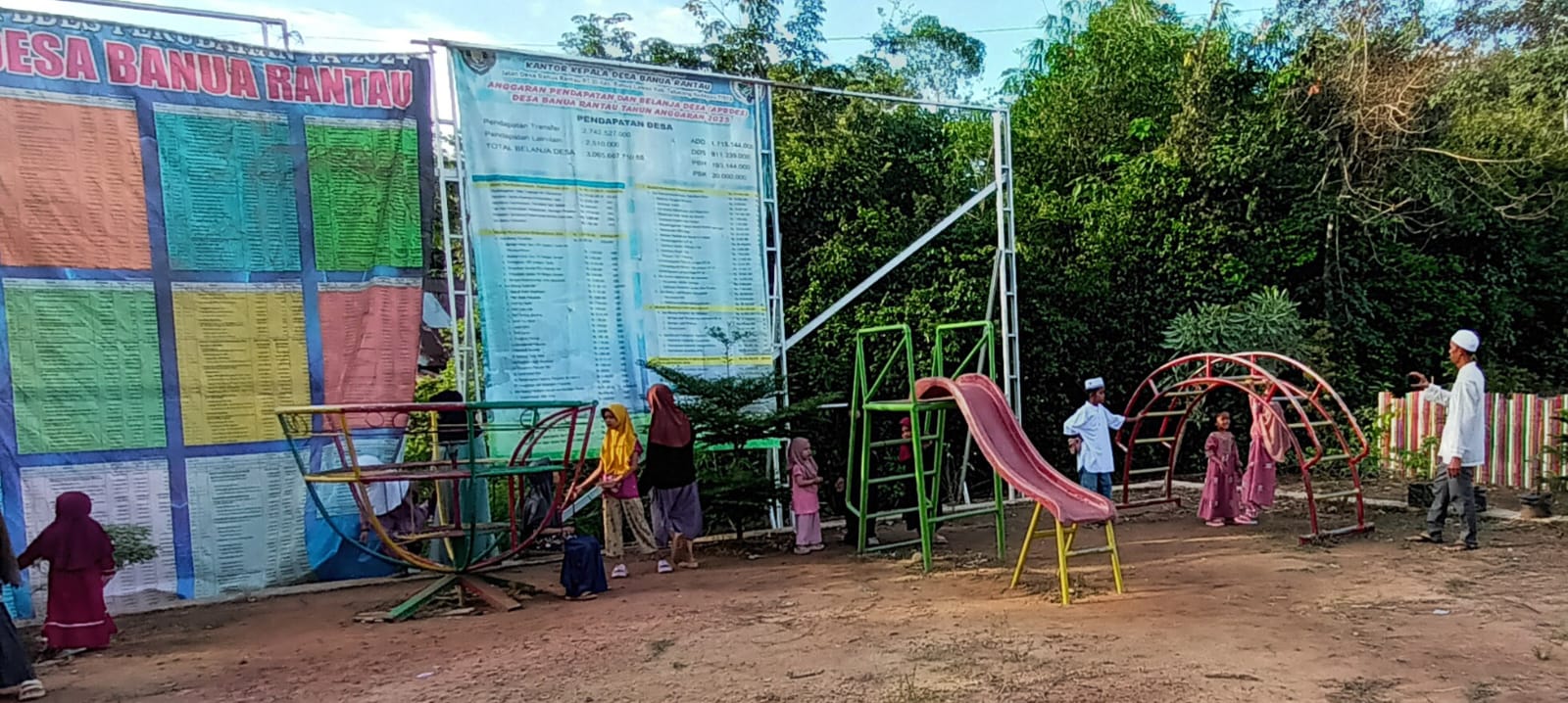 Salah satu RTH Smart di Desa Banua Rantau yang telah dibangun.