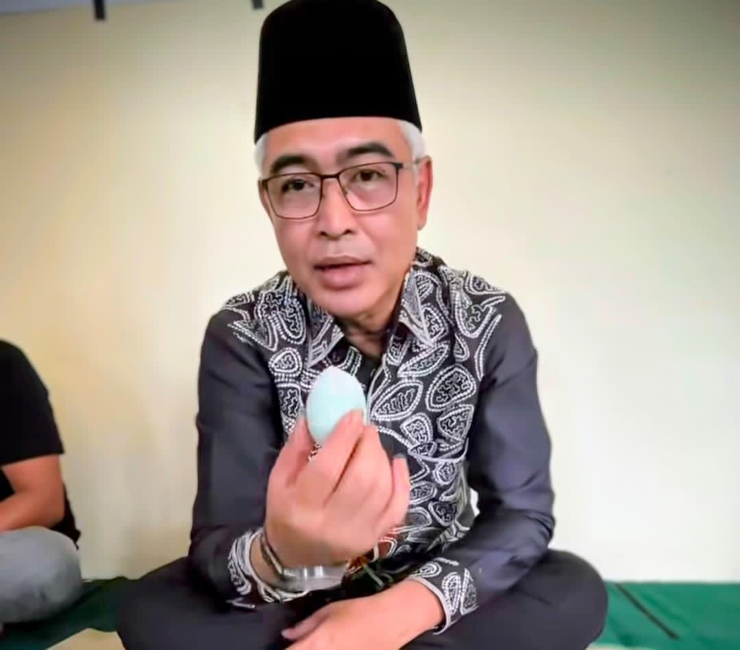 POTENSI:Wabup HSU, Hero Setiawan memperkenalkan Hintalu Jaruk atau telur asin itik yang kaya protein dan baik untuk kesehatan tubuh.