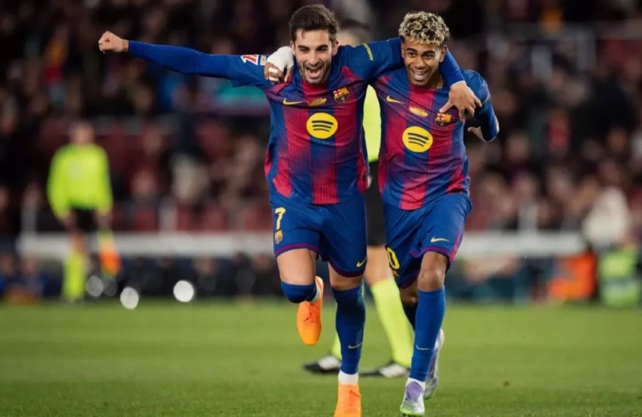 KOMPAK: Pemain Barcelona Ferran Torres (kiri) dan Lamine Yamal.