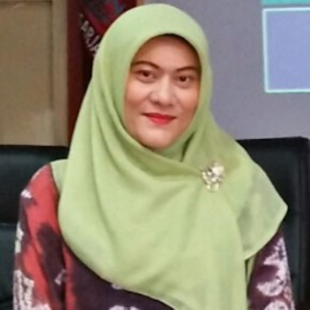 Nor Hasanah, S.Ag, M.I.Kom