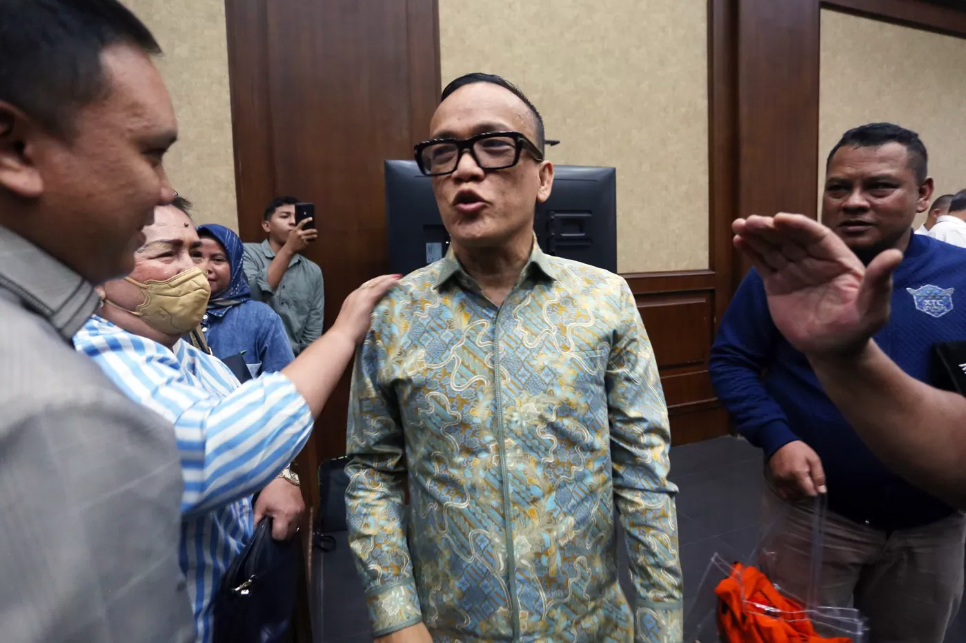 JALANI SIDANG: Mantan Wakil Menteri Ketenagakerjaan, Immanuel Ebenezer Gerungan atau Noel saat menjalani sidang perdana di pengadilan Pengadilan Tindak Pidana Korupsi Jakarta, Senin (19/1).