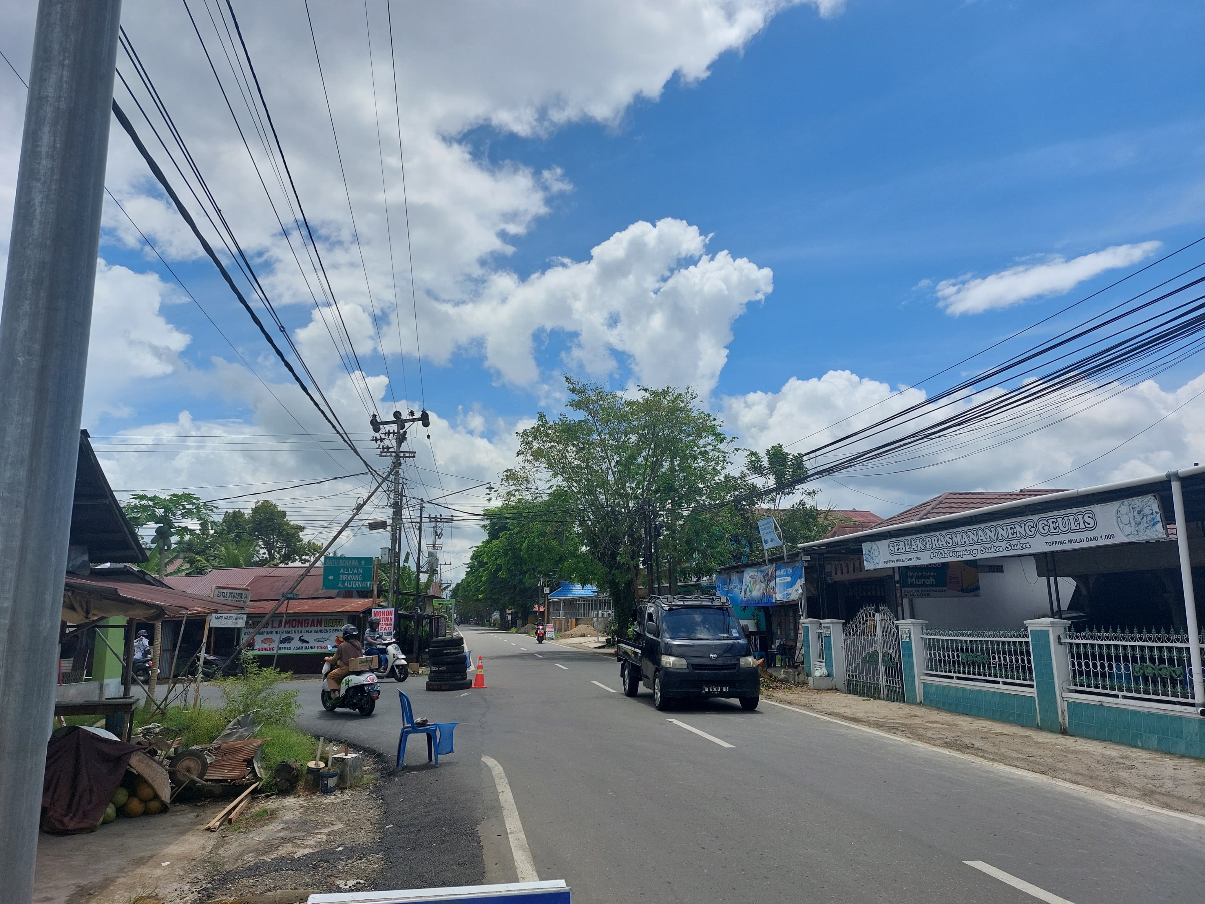 KECELAKAAN: Lokasi Simpang Tiga Matang Hambawang, tempat kecelakaan yang merenggut nyawa seorang anggota Polres HST.
