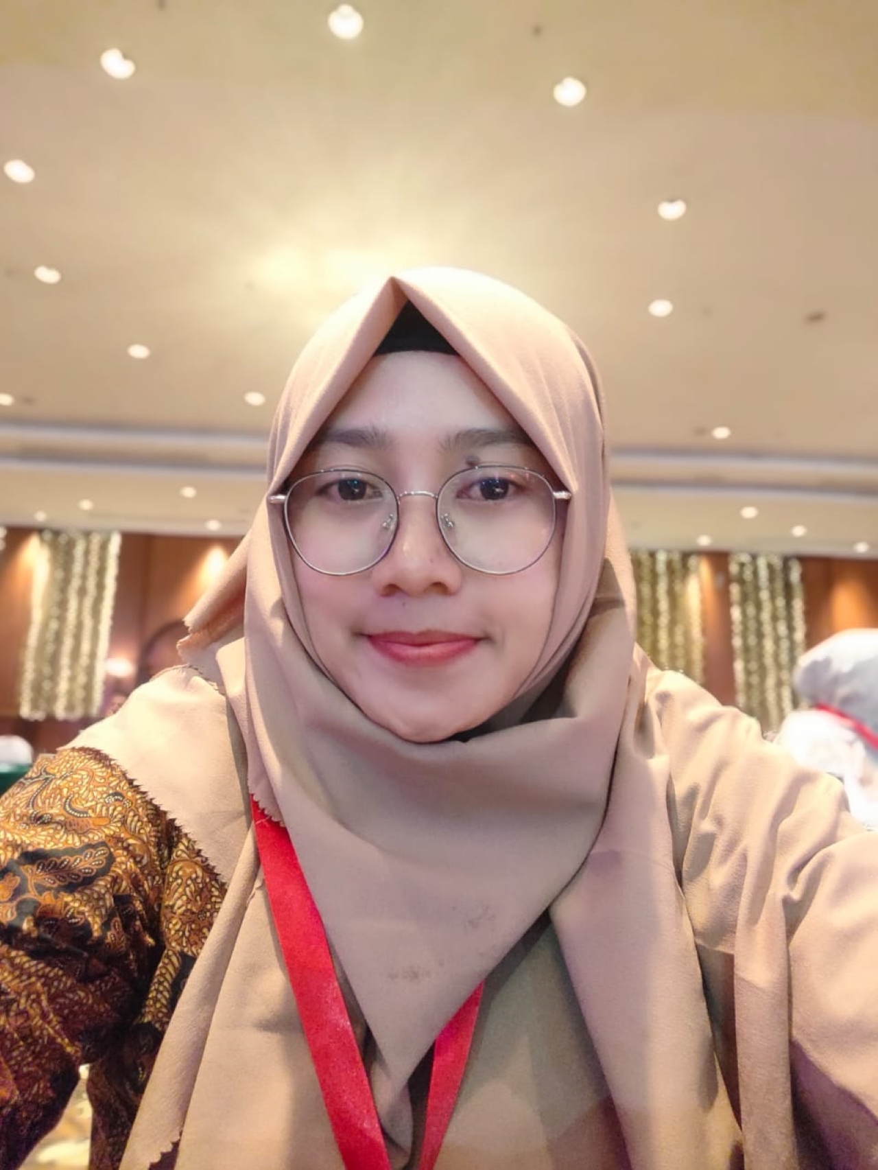 Dr. Elinda Rizkasari,S.Pd.,M.Pd