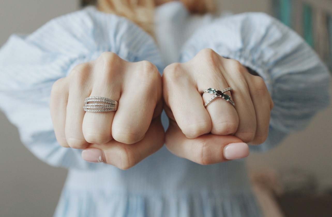 BERMAKNA: Posisi cincin ternyata menyimpan makna tersendiri meskipun sifatnya tak mutlak. (Foto: Freepik)