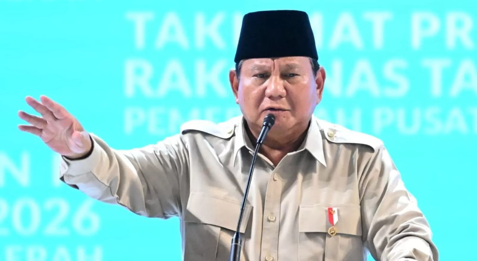 SIKAP TEGAS: Presiden Prabowo Subianto menyampaikan taklimat dalam agenda Rakornas Pemerintah Pusat dan Daerah 2026 di Sentul, Bogor, Jabar, Senin (2/2).