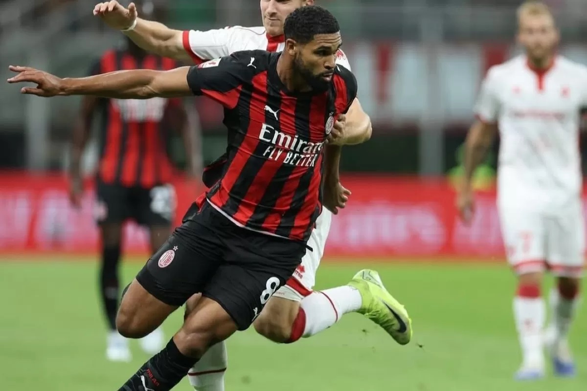 IMPRESIF: Gelandang AC Milan Ruben Loftus Check tampil impresif saat mengalahkan Bologna, Rabu (4/2).