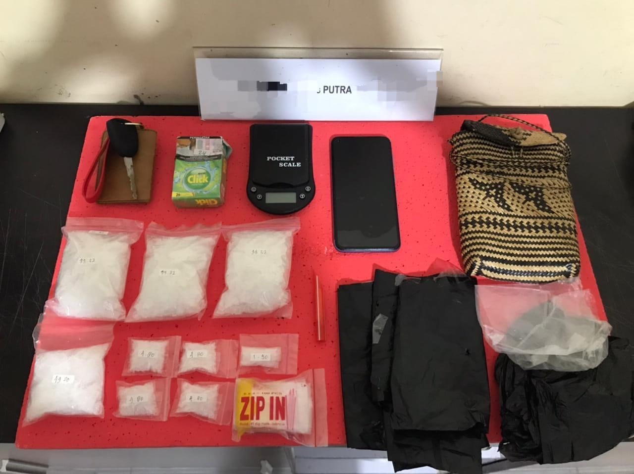 Sabu dengan berat 368 gram berhasil diamankan anggota Satres Narkoba Polres HSU di Jalan Rakha Amuntai Kabupaten HSU.