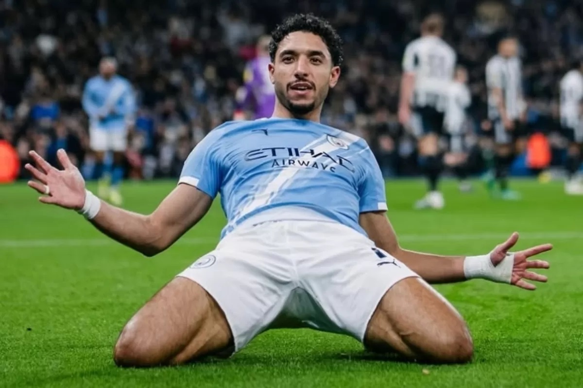 MELUAPKAN: Omar Marmoush meluapkan kegembiraannya setelah mencetak dua gol yang membawa Manchester City lolos ke final Carabao Cup, Kamis (5/2).