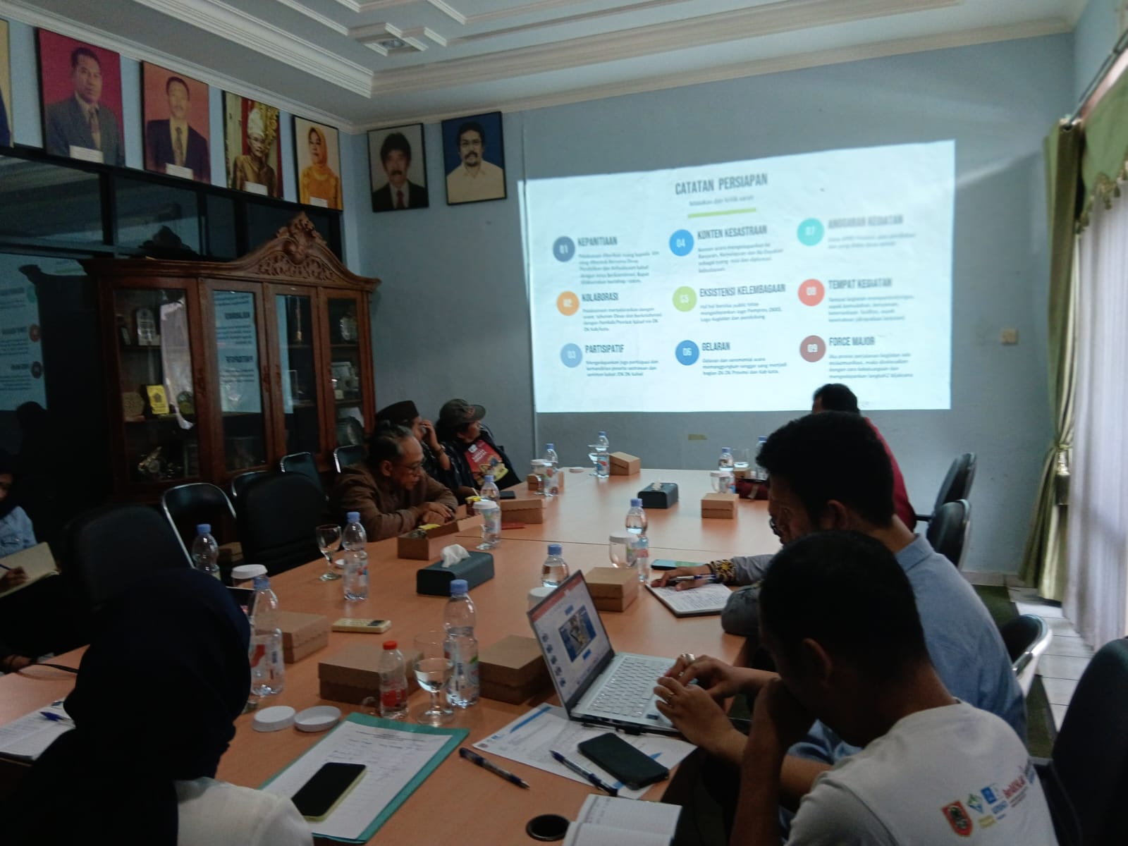 Rapat sekaligus koordinasi awal dengan Dinas Pendidikan dan Kebudayaan Kalsel dalam ajang DSBK XXVII
