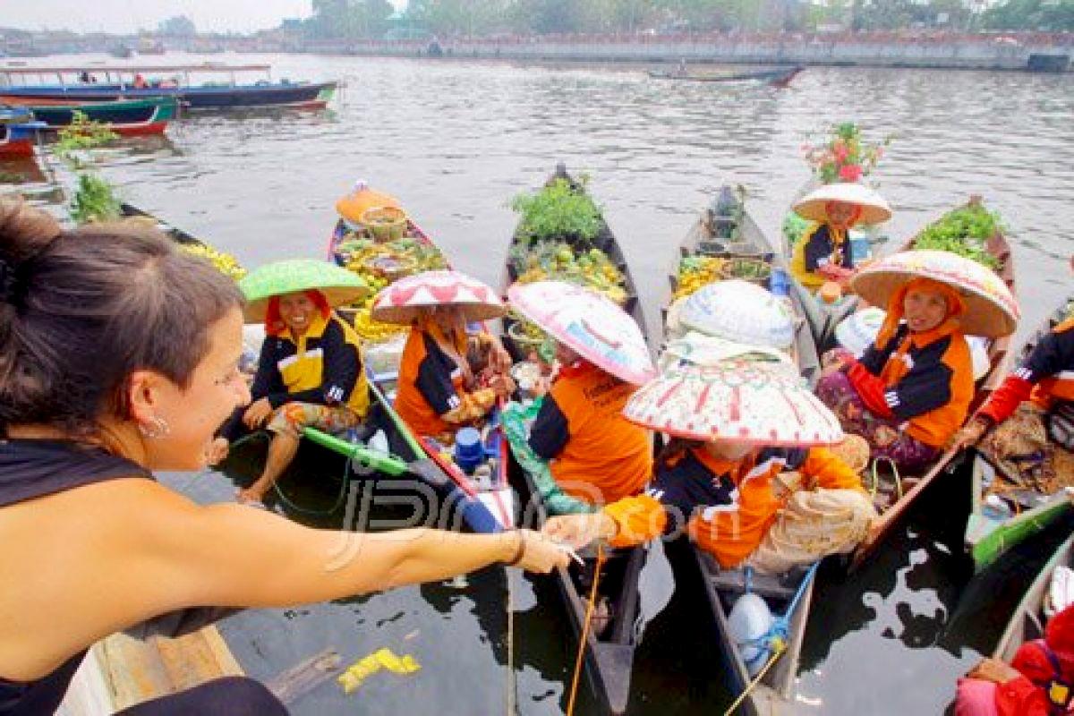 Peluncuran Calendar of Events Kota Banjarmasin Tahun 2026 yang digelar di Bali merupakan langkah Pemko Banjarmasin untuk memperkenalkan kalender kegiatan wisata dan budaya Banjarmasin ke pasar yang le
