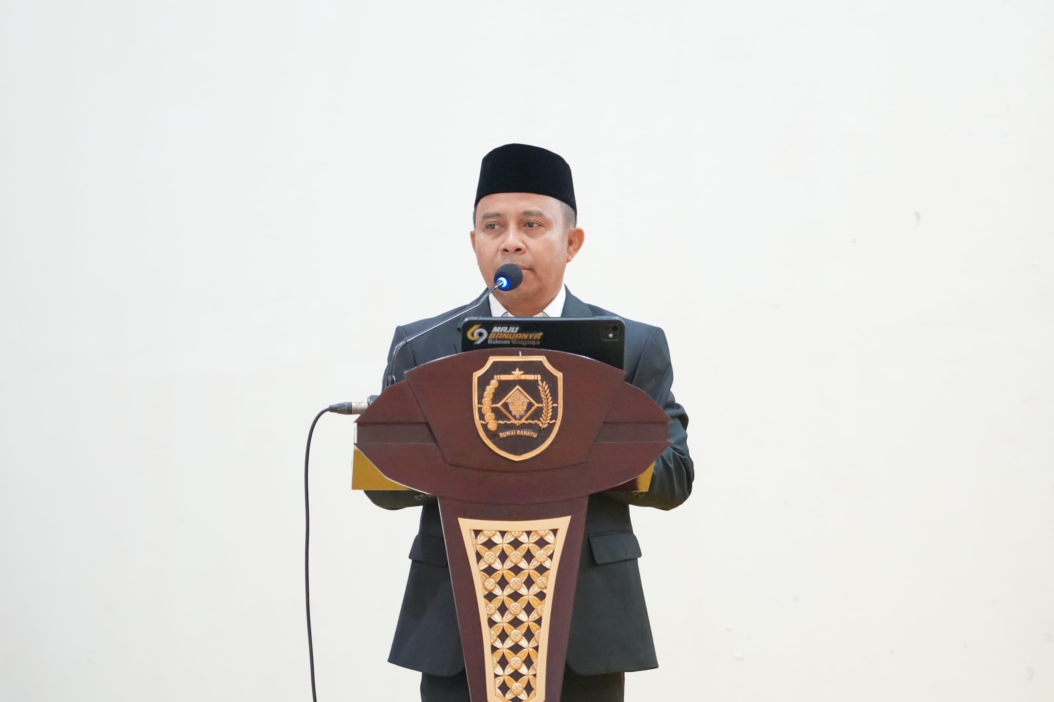 Bupati Tapin, Yamani memberitahukan bahwa para kepala dinas sampai kepala desa atau pembakal akan laksanakan retreat.