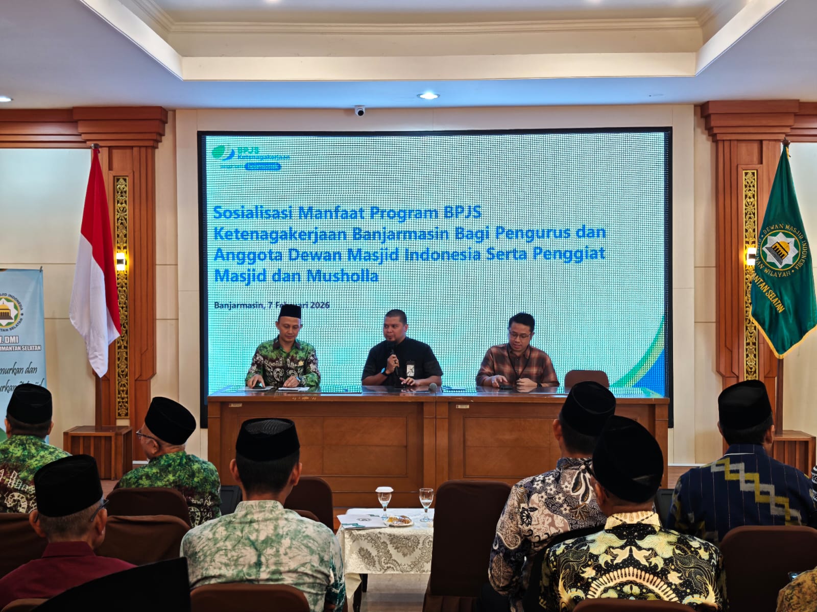 JELASKAN MANFAAT:Kegiatan sosialisasi manfaat Program BPJS Ketenagakerjaan ke pengurus DMI Kalsel, Sabtu (7/2/2026).