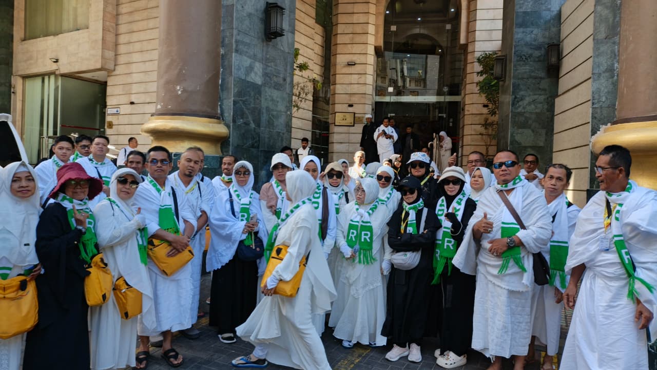 Di MASJIDIL HARAM : Ramasindo Travel memastikan 58 jemaah umrah asal Kalimantan Selatan tetap aman dan kondusif meski situasi Timur Tengah tengah memanas.