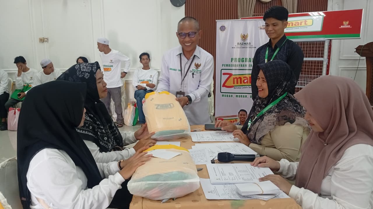 Penyaluran bantuan Z-Mart BAZNAS Kabupaten HSS.  