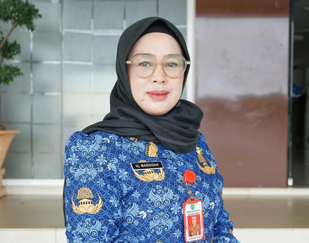 BERI KETERANGAN: Kepala DP3A Tapin, Marsidah memberikan keterangan terkait target Tapin. 