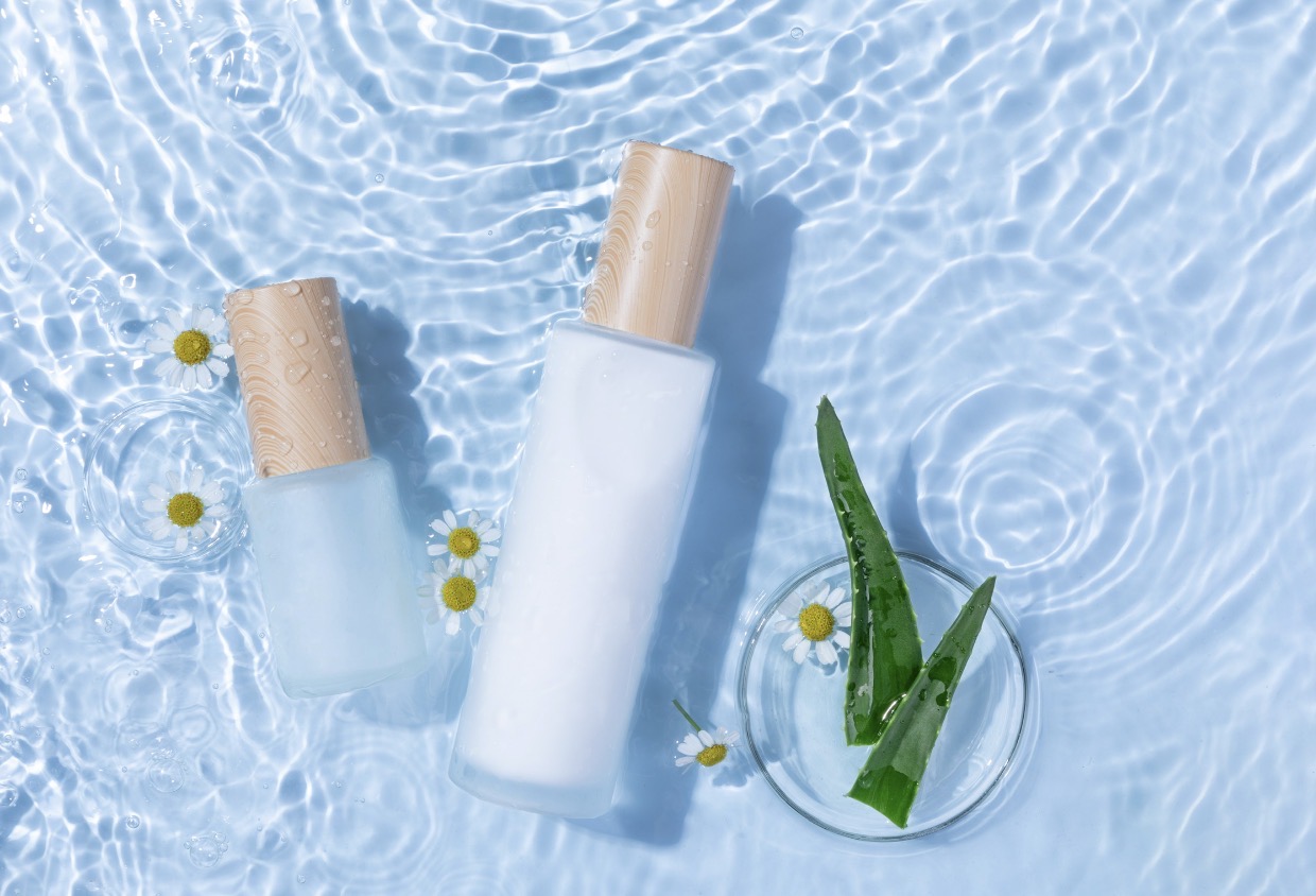 VARIAN: Tak sebatas penyegar, toner juga memiliki varian berdasarkan fungsinya. (Foto: Freepik)